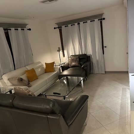 Elles Place Ξενοδοχείο Φορτ Λόντερντεϊλ Εξωτερικό φωτογραφία